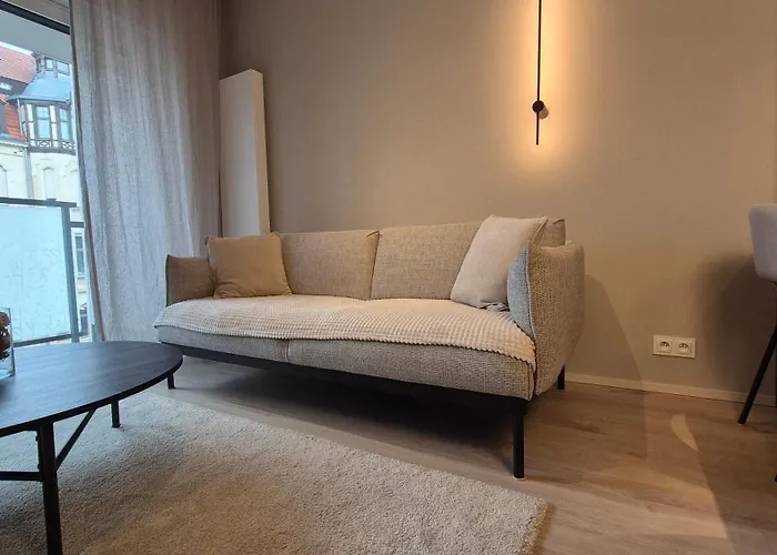 Luxurious Almond Apartment, Self Check-in 24h, Free Parking, Air-conditioning *