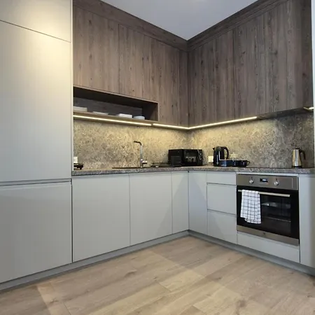 Luxurious Almond Apartment, Self Check-in 24h, Parking, Air-conditioning Apartment Poznan