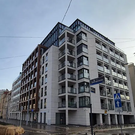 Luxurious Almond Apartment, Self Check-in 24h, Parking, Air-conditioning Apartment Poznan