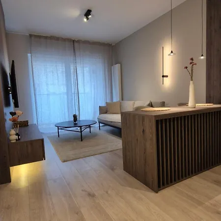 Luxurious Almond Apartment, Self Check-in 24h, Parking, Air-conditioning Poznan