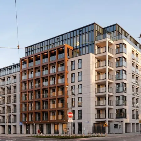 Apartamento Luxurious Almond Apartment, Self Check-in 24h, Free Parking, Air-conditioning *